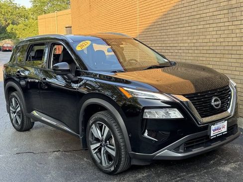 Used 2023 Nissan Rogue SL w/ SL Premium Package AWD/4WD image 2
