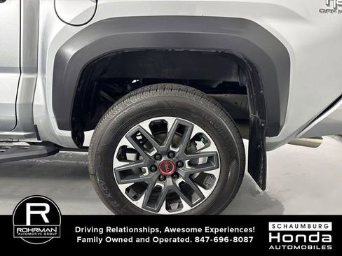 Used 2024 Toyota Tacoma TRD Off-Road AWD/4WD image 6