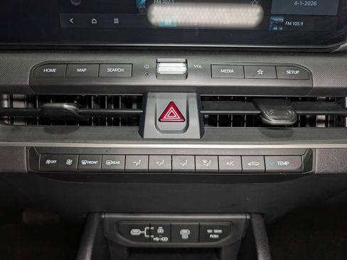 Certified 2025 Kia K4 FWD image 29