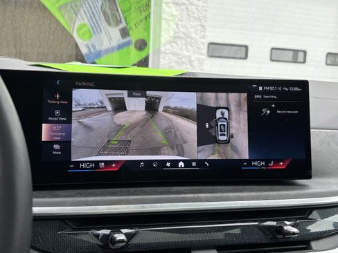 Used 2026 BMW X7 xDrive40i image 23