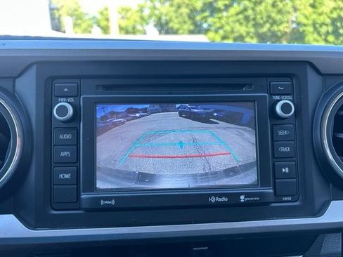 Used 2017 Toyota Tacoma SR5 w/ Tow Package AWD/4WD image 30