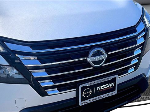 Used 2025 Nissan Rogue SV AWD/4WD image 32