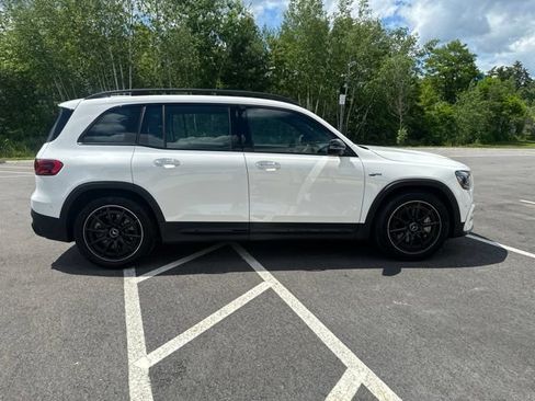 Used 2025 Mercedes-Benz GLB 35 AMG 4MATIC image 6