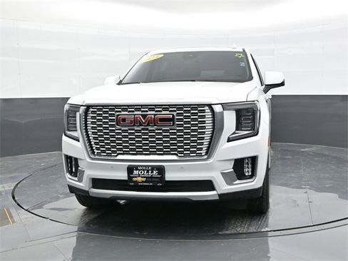 Used 2024 GMC Yukon Denali image 2