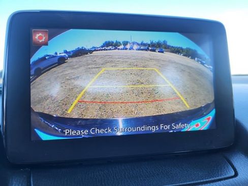 Used 2019 Toyota Yaris LE FWD image 15