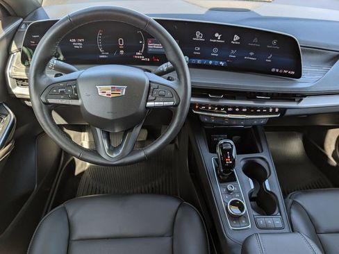 Certified 2025 Cadillac XT4 Premium Luxury AWD/4WD image 15