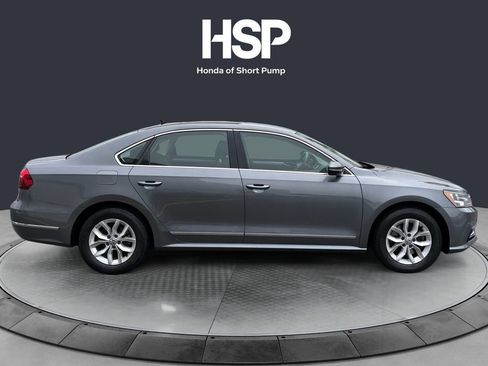 Used 2017 Volkswagen Passat 1.8T S FWD image 6