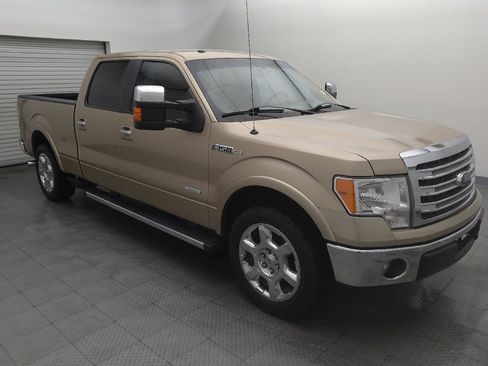 Used 2014 Ford F150 Lariat w/ Lariat Chrome Package image 11