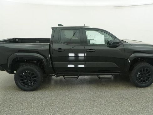 New 2026 Toyota Tacoma SR image 5