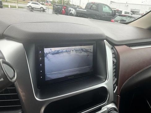 Used 2017 Chevrolet Tahoe Premier AWD/4WD image 21