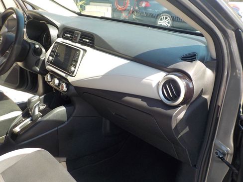 Used 2021 Nissan Versa SV image 28