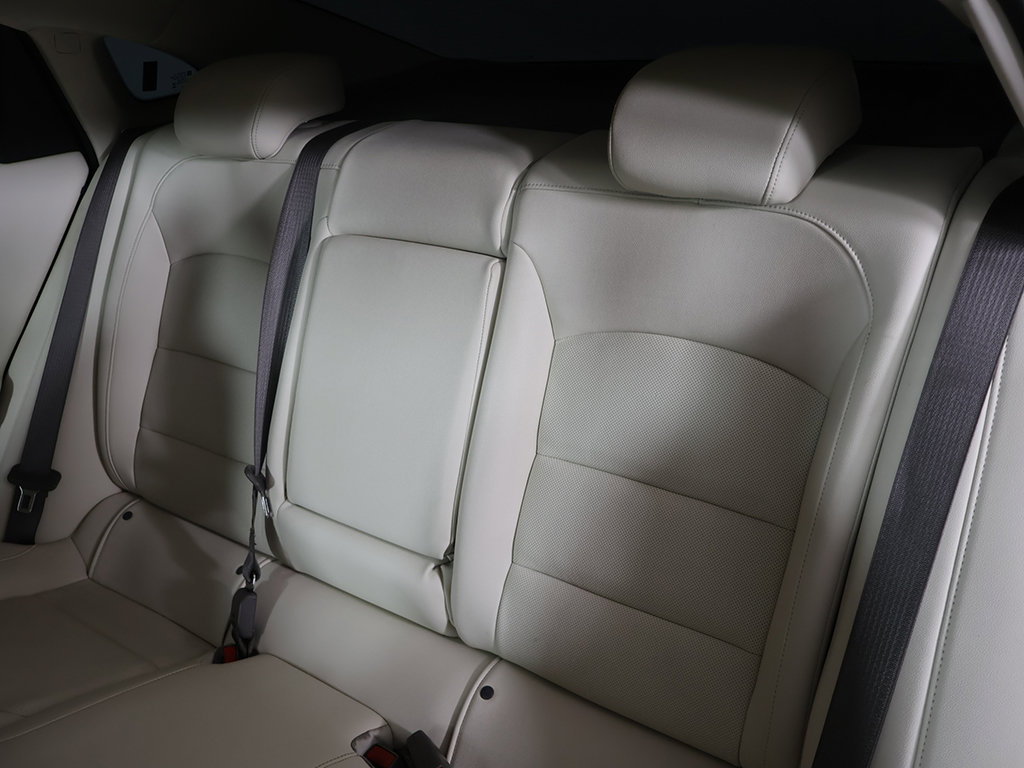 Used 2024 Chevrolet Malibu LT FWD image 34