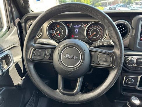 Used 2022 Jeep Wrangler Unlimited Sport AWD/4WD image 14