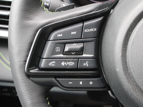 Certified 2025 Subaru Outback Onyx Edition AWD/4WD image 30