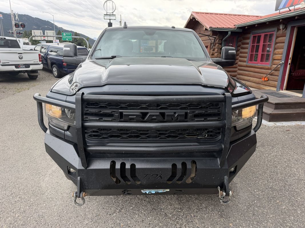Used 2023 RAM 2500 Tradesman AWD/4WD image 3