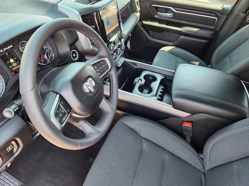 Used 2025 RAM 1500 Big Horn AWD/4WD image 10