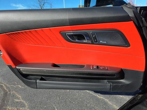 Used 2016 Mercedes-Benz AMG GT S image 23