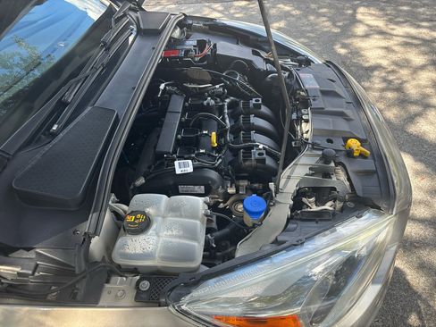 Used 2015 Ford Focus Titanium w/ Titanium Technology Package image 32