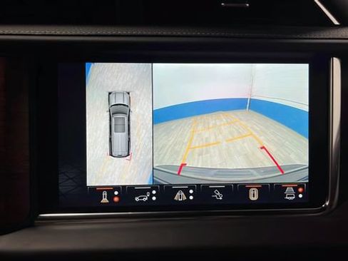 Used 2023 GMC Yukon Denali Ultimate AWD/4WD image 15