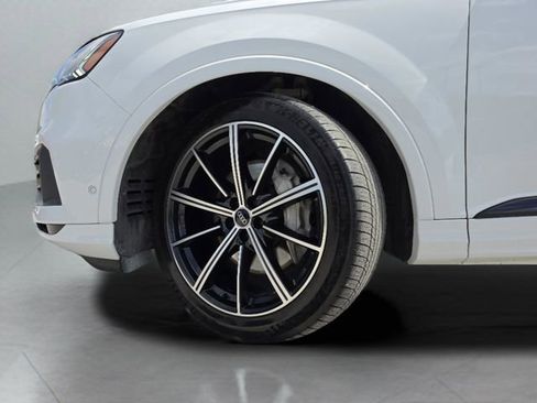 Used 2021 Audi Q7 3.0T Prestige w/ Prestige Package AWD/4WD image 41