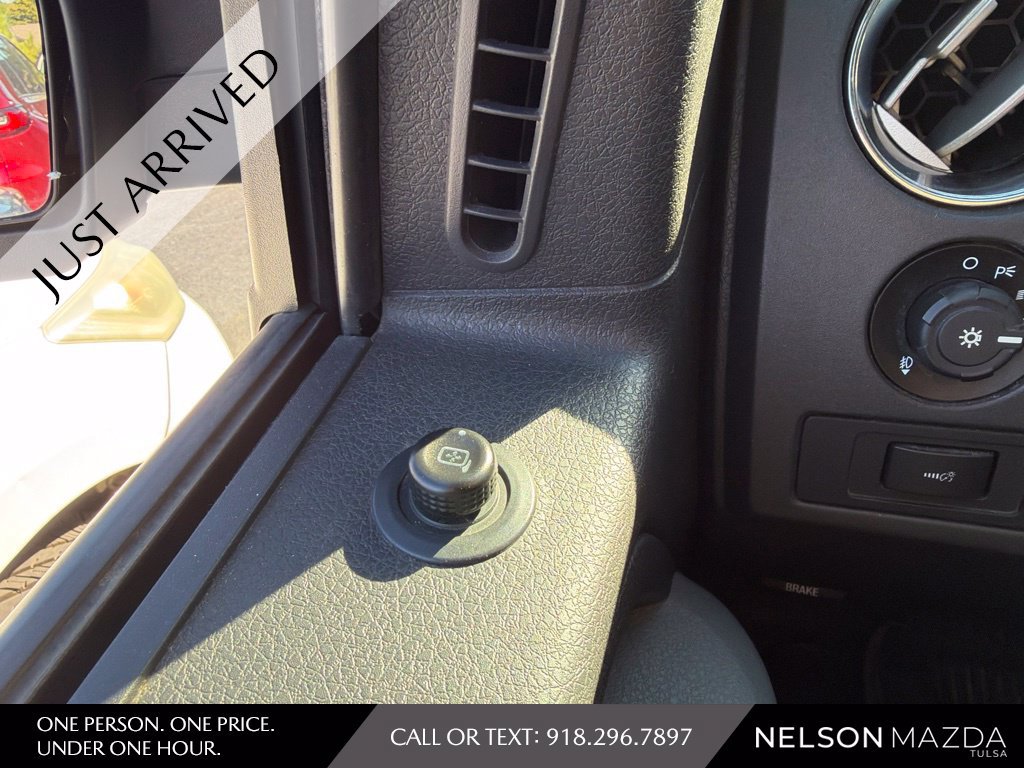 Used 2014 Ford F150 XLT w/ XLT Chrome Package RWD image 16