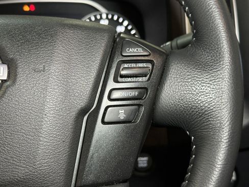 Used 2022 Nissan Frontier SV AWD/4WD image 26