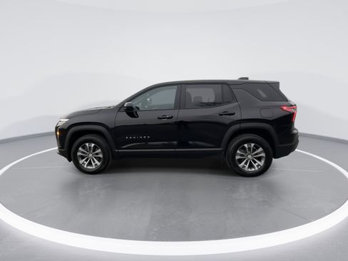 Used 2026 Chevrolet Equinox LT w/ Convenience Package II image 5