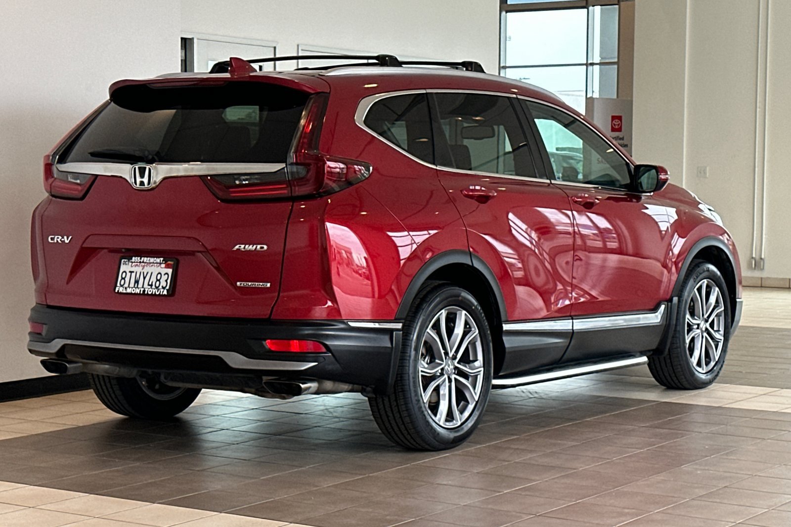 Used 2020 Honda CR-V Touring image 4