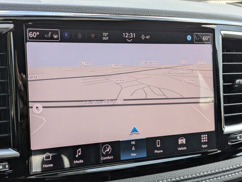 New 2026 Chrysler Pacifica Limited image 21