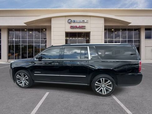 Used 2018 GMC Yukon XL Denali w/ Denali Ultimate Package image 8
