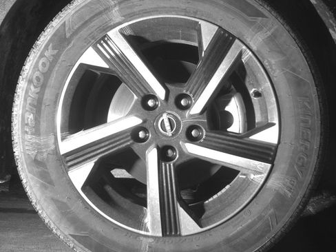 Used 2025 Nissan Sentra SV FWD image 13
