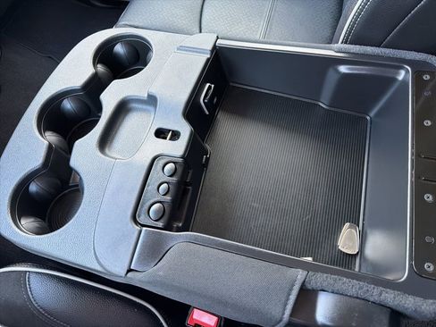 Used 2022 RAM 2500 Laramie image 19