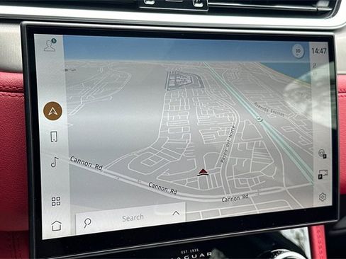 New 2026 Jaguar F-PACE R-Dynamic S image 18