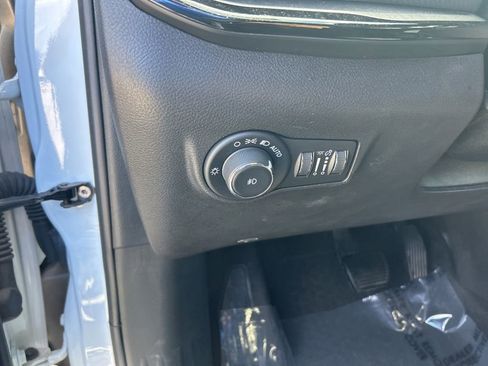 Used 2024 Jeep Compass Trailhawk image 38