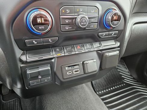 Used 2020 Chevrolet Silverado 1500 LT w/ All-Star Edition AWD/4WD image 33