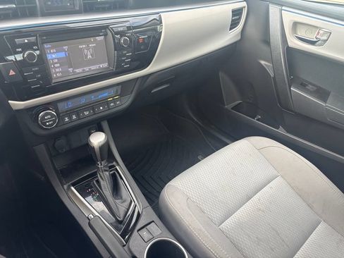 Used 2016 Toyota Corolla LE FWD image 21