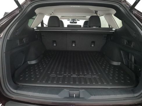 Certified 2024 Subaru Outback Limited AWD/4WD image 10