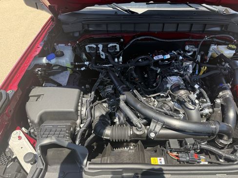 New 2025 Ford Bronco Badlands image 40