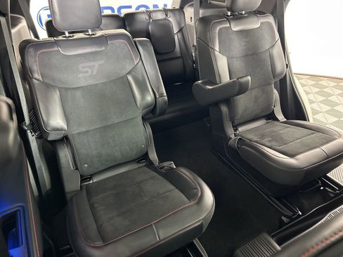 Used 2025 Ford Explorer ST w/ Sun And Sound Package image 35