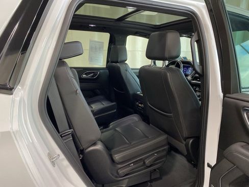 Used 2023 Chevrolet Tahoe LT w/ LT Signature Plus Package AWD/4WD image 11