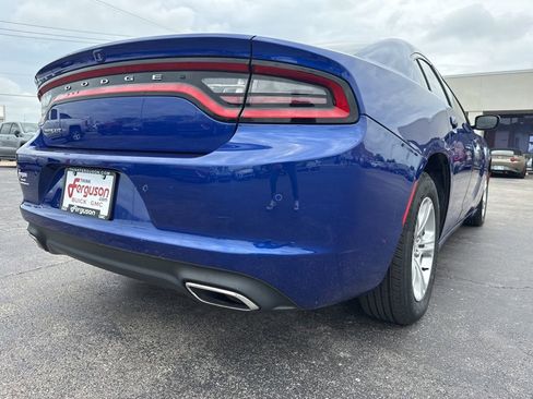 Used 2019 Dodge Charger SXT RWD image 13