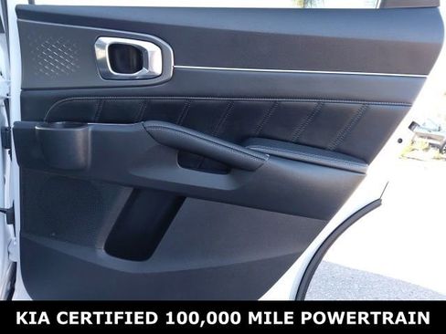 Certified 2023 Kia Sorento SX image 29