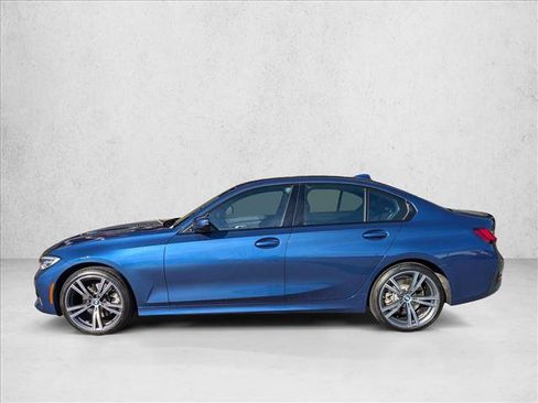 Used 2022 BMW 330i xDrive Sedan w/ Premium Package 2 image 9