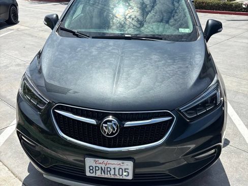 Used 2018 Buick Encore Essence w/ Experience Buick Package AWD/4WD image 2