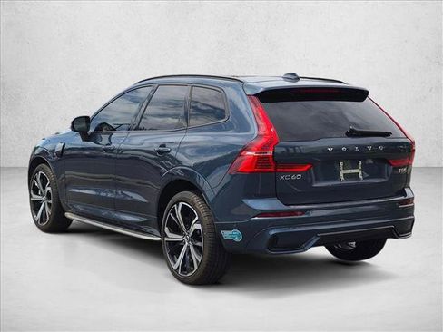 Used 2025 Volvo XC60 T8 Ultra w/ Protection Package Premier AWD/4WD image 8