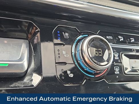 Used 2025 GMC Sierra 1500 Denali AWD/4WD image 18