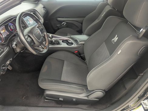 Used 2018 Dodge Challenger R/T Scat Pack image 21