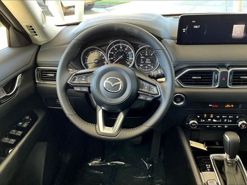 New 2025 MAZDA CX-5 AWD 2.5 S w/ Select Package image 4