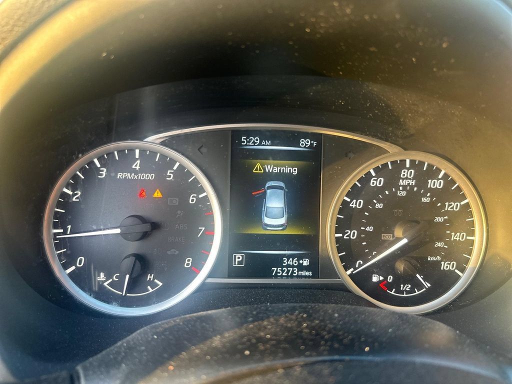 Used 2017 Nissan Sentra SV FWD image 11