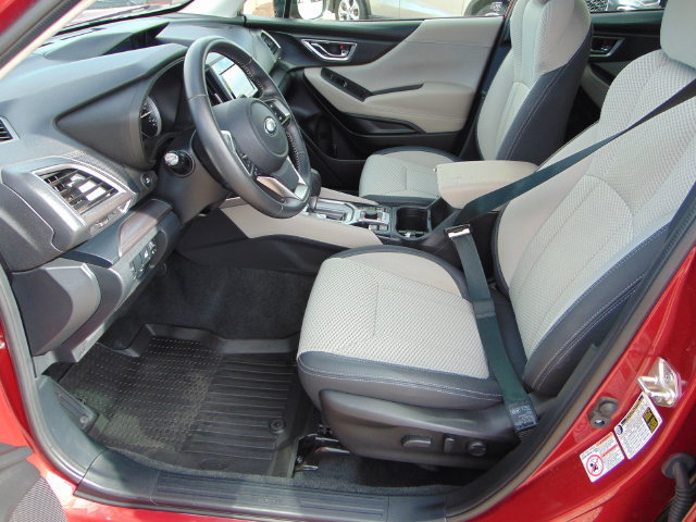 Used 2020 Subaru Forester Premium AWD/4WD image 10